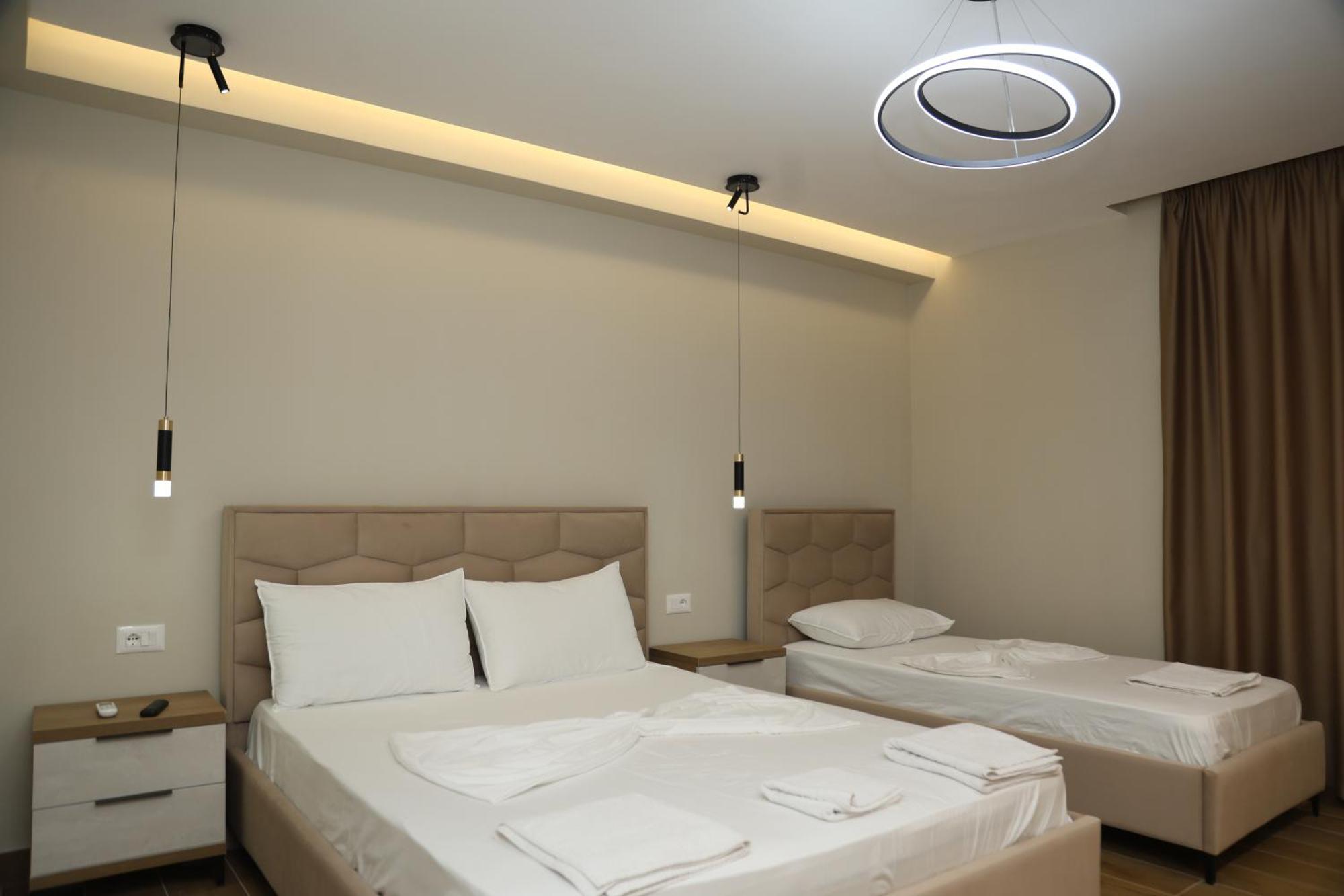 Hotel Kalpazo Tommy Durres 4*