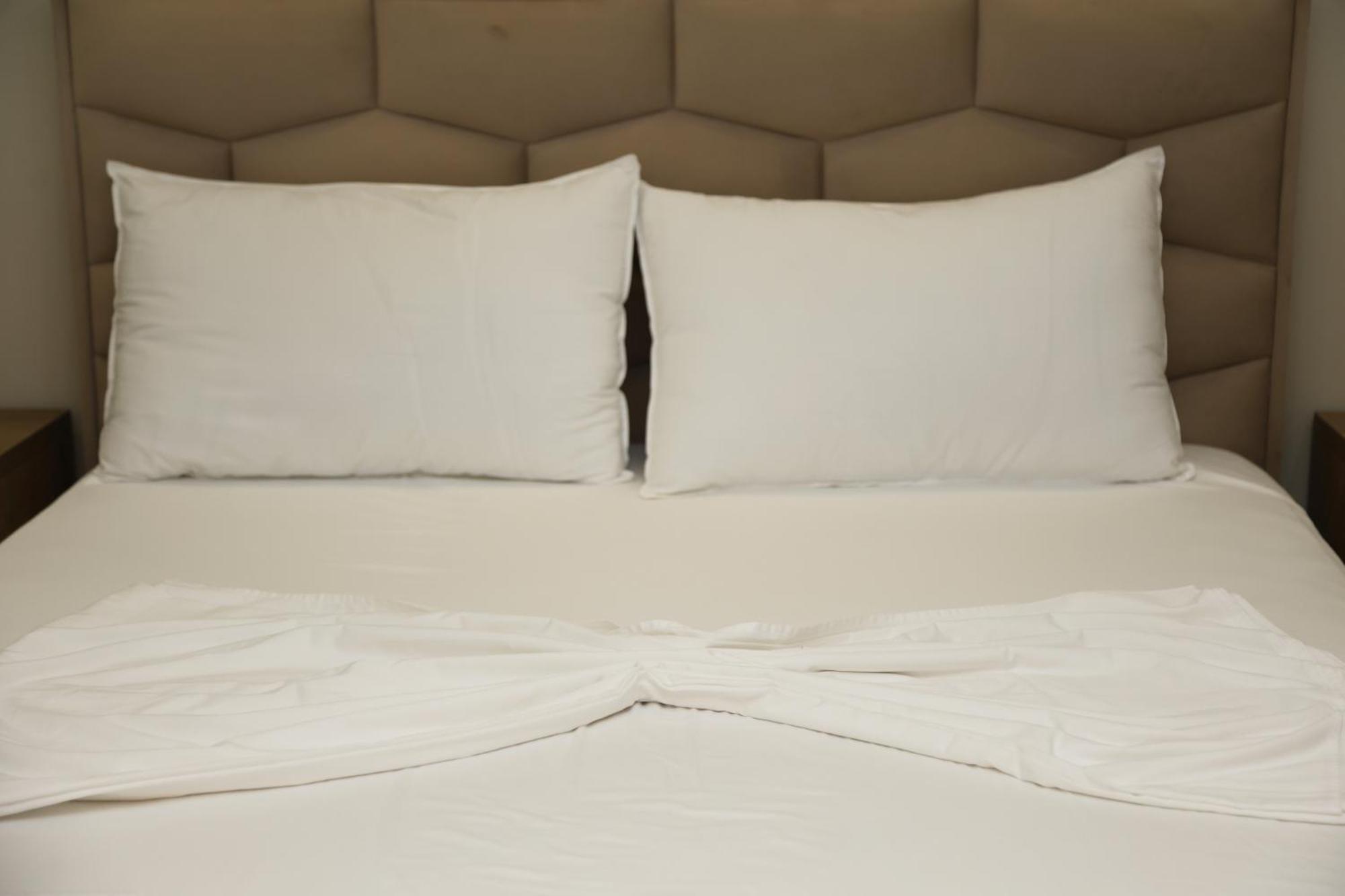 Hotel Kalpazo Tommy Durres Bisht Kamez
