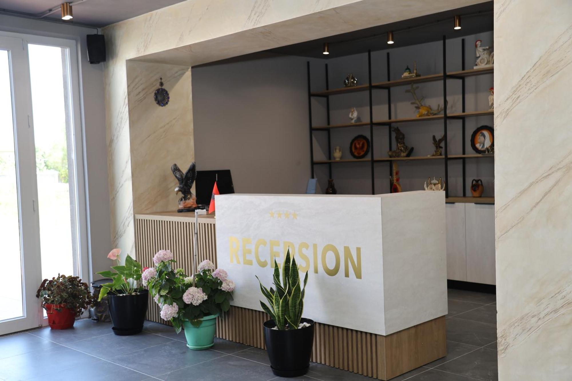 Kalpazo Tommy Durres Hotel Bisht Kamez